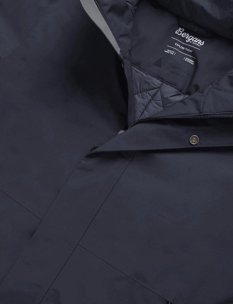 Bergans - Urban Insulated Shell Coat Women - sulejoped ja voodriga joped - dark navy - 5