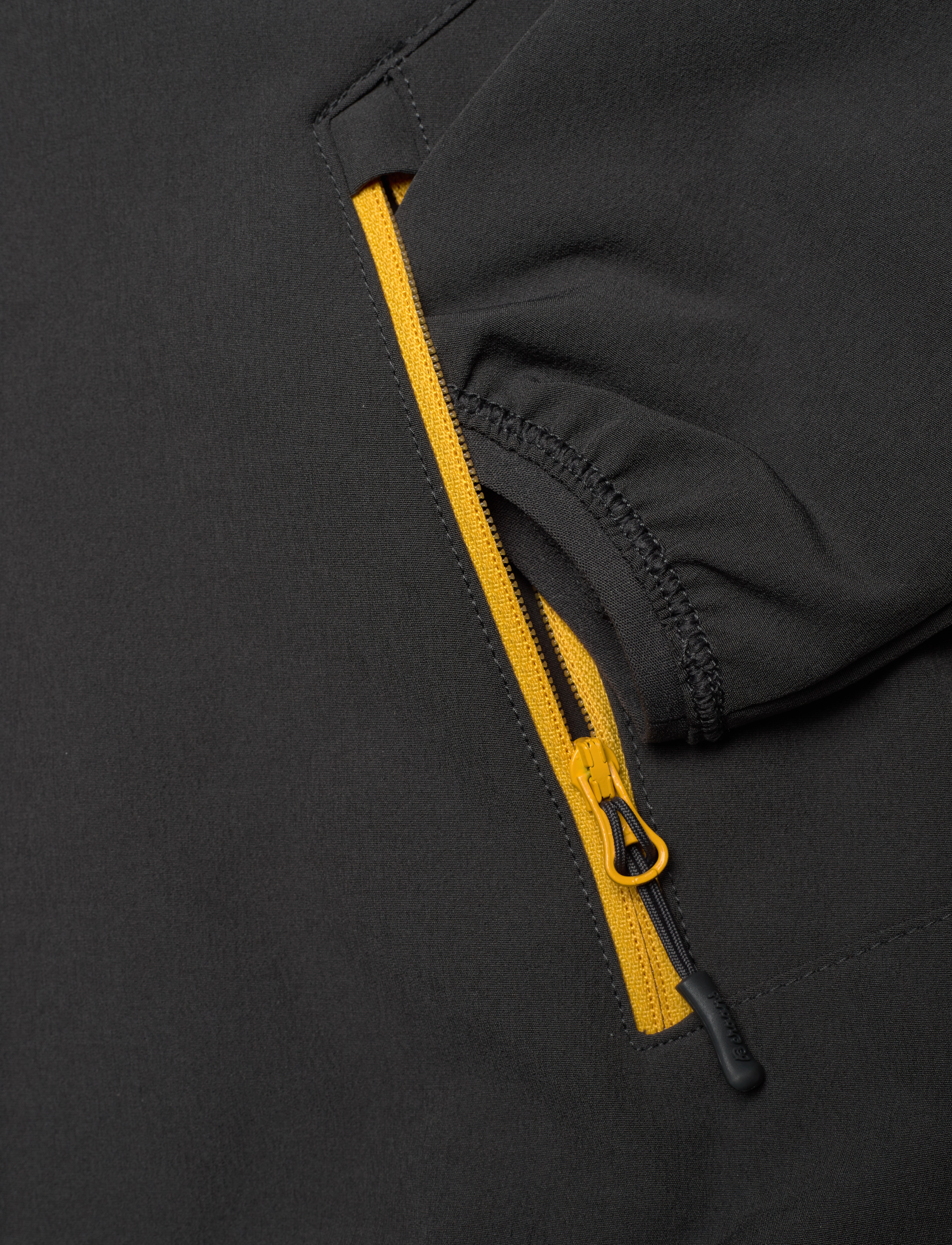 Bergans - Sjoa Light Softshell Youth Jacket Solid Charcoal 128 - solid charcoal/light golden yellow - 3
