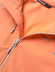 Bergans - Sjoa Light Softshell Youth Girl Jacket Solid Charcoal 128 - „softshell“ striukė - cantaloupe - 2