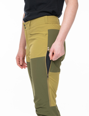 Bergans - Bekkely Hybrid W Pants - women - olive green/dark olive green - 6
