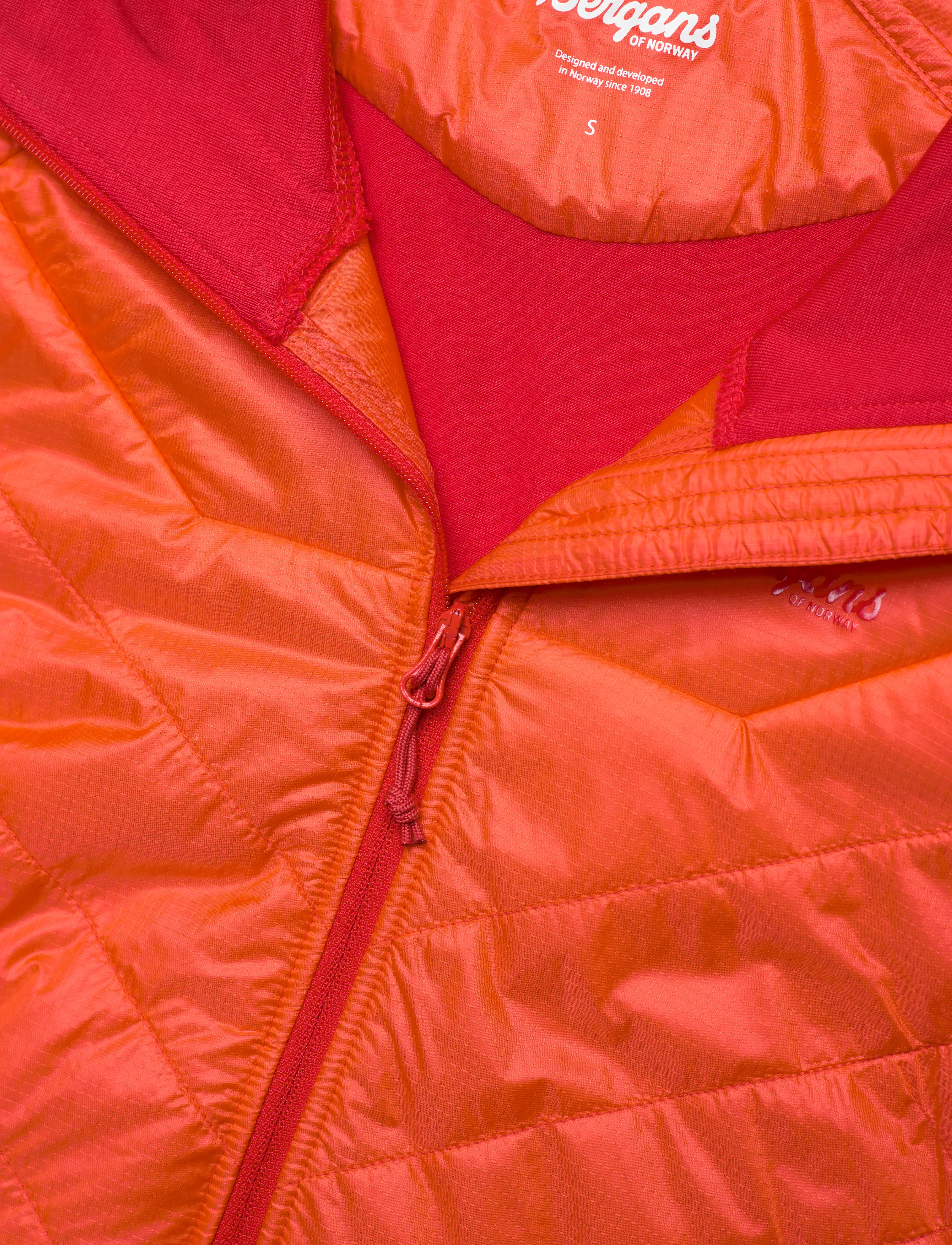 Bergans - Cecilie Light Insulated Hybrid Jacket Energy Red/Red Leaf XL - energy red/red leaf - 2