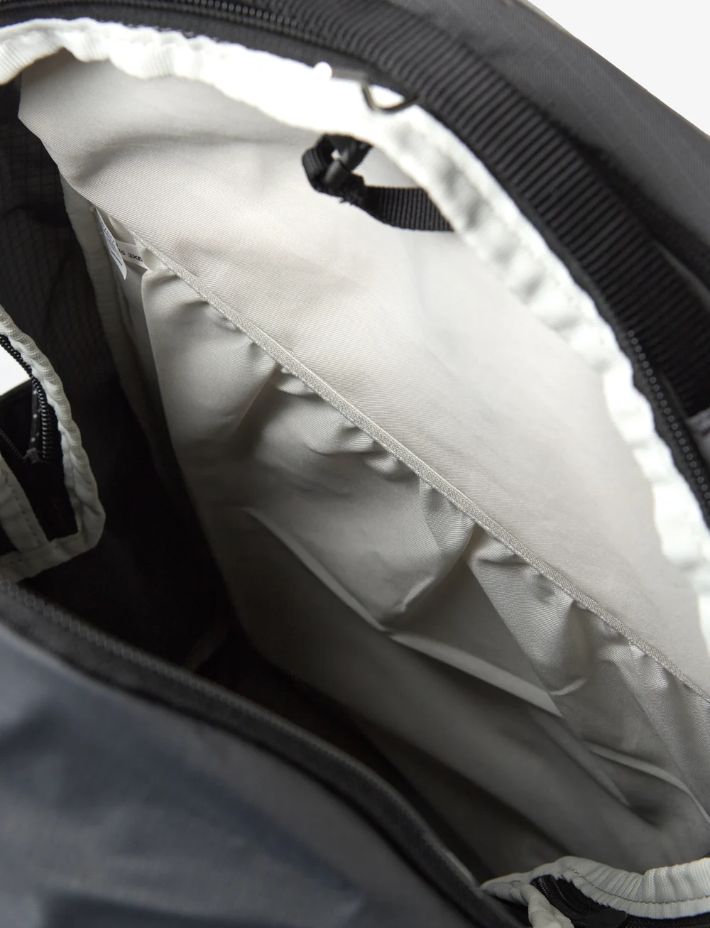 Berghaus - BG FREEFLOW 24L - sporttaschen - grey pinstripe-jet black - 3