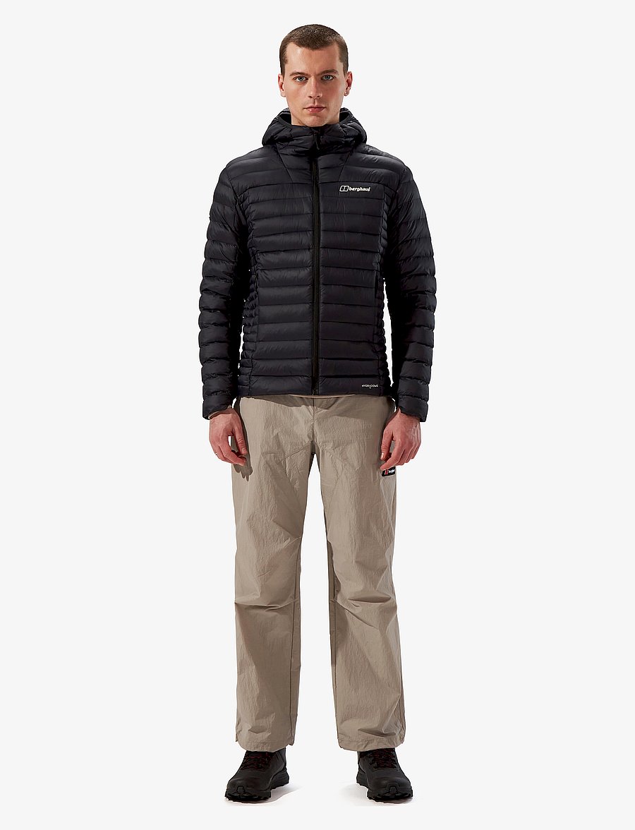 Berghaus - BG M RIDGE-NOMAD HYBRID DOWN JKT - wyściełane kurtki - black-black - 0