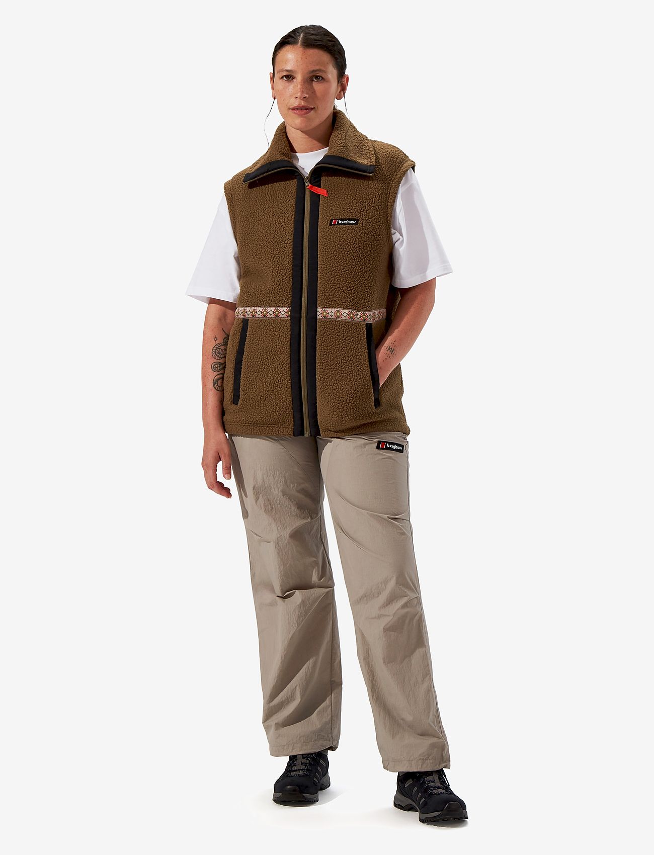 Berghaus - BG U RHYNIE AZTEC VEST - bark-jet black - 5