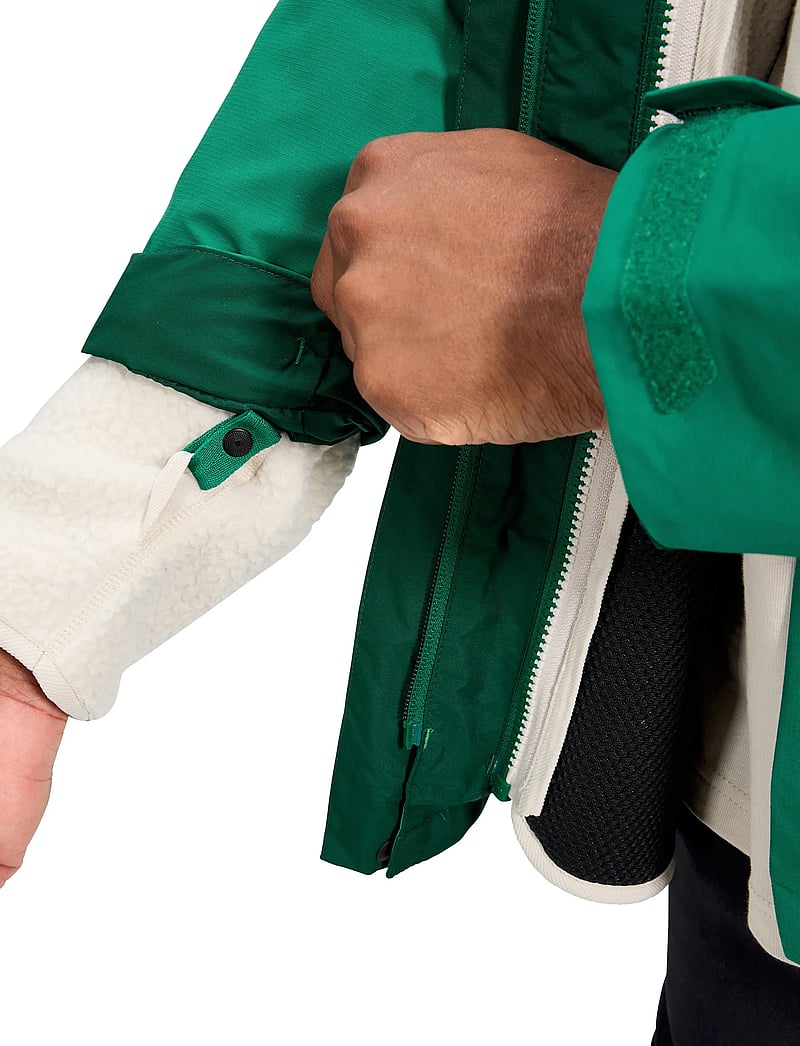 Berghaus - BG HILLWALKER 2.0 IA JKT AM - välijoped - meadow green - 5