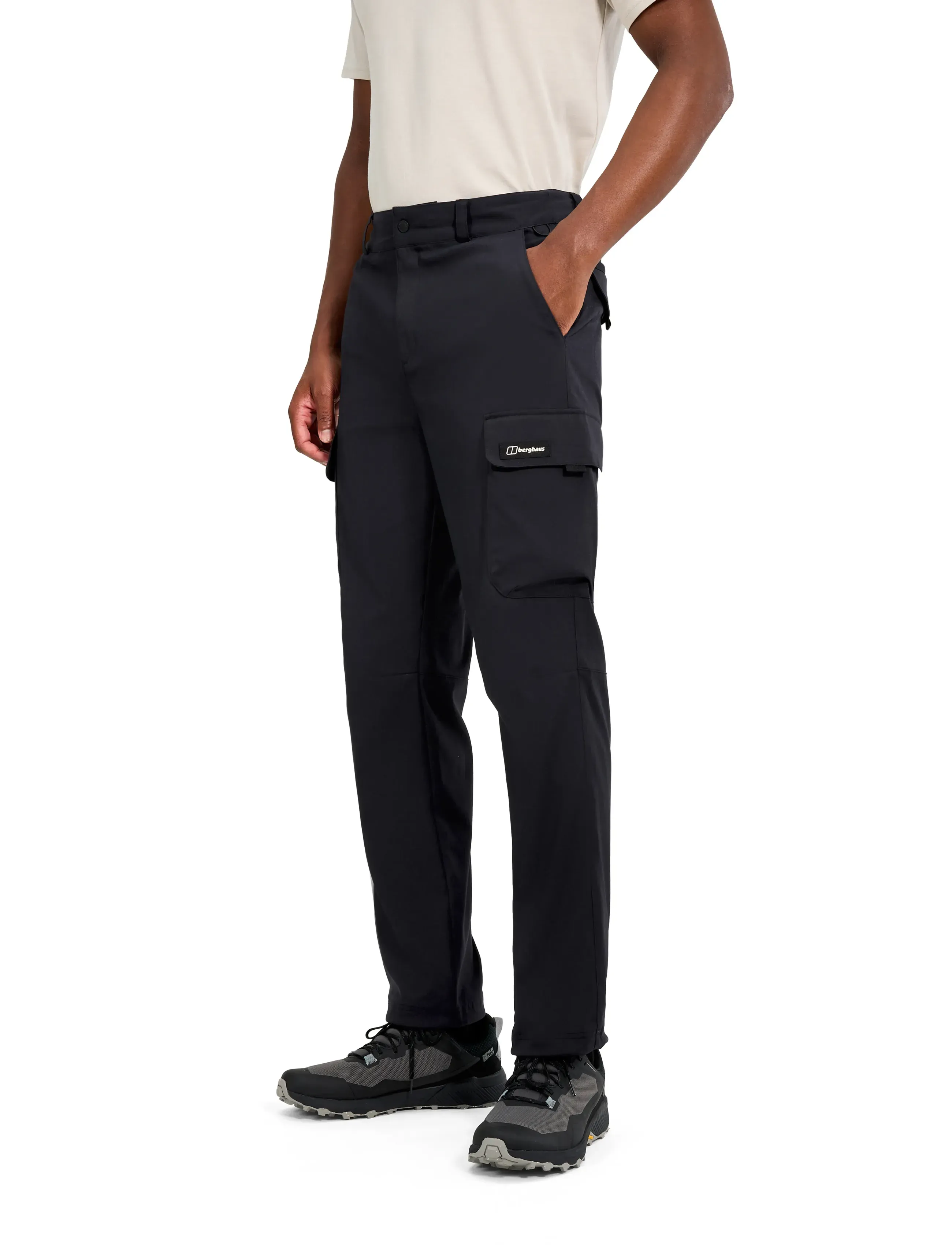 Berghaus - BG EVERYDAY CARGO PANT AM - fritidsbukser - black-black - 2