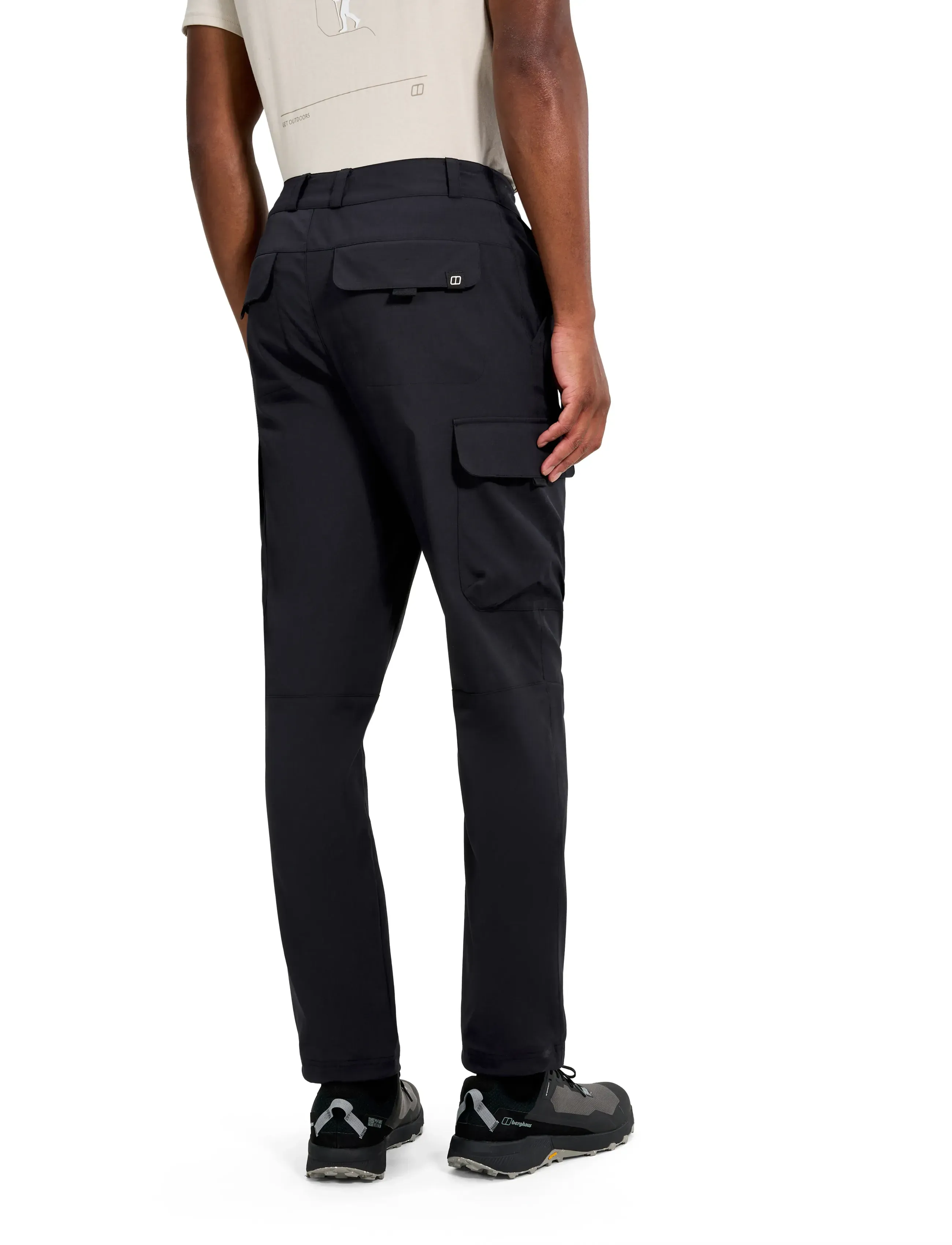 Berghaus - BG EVERYDAY CARGO PANT AM - fritidsbukser - black-black - 3