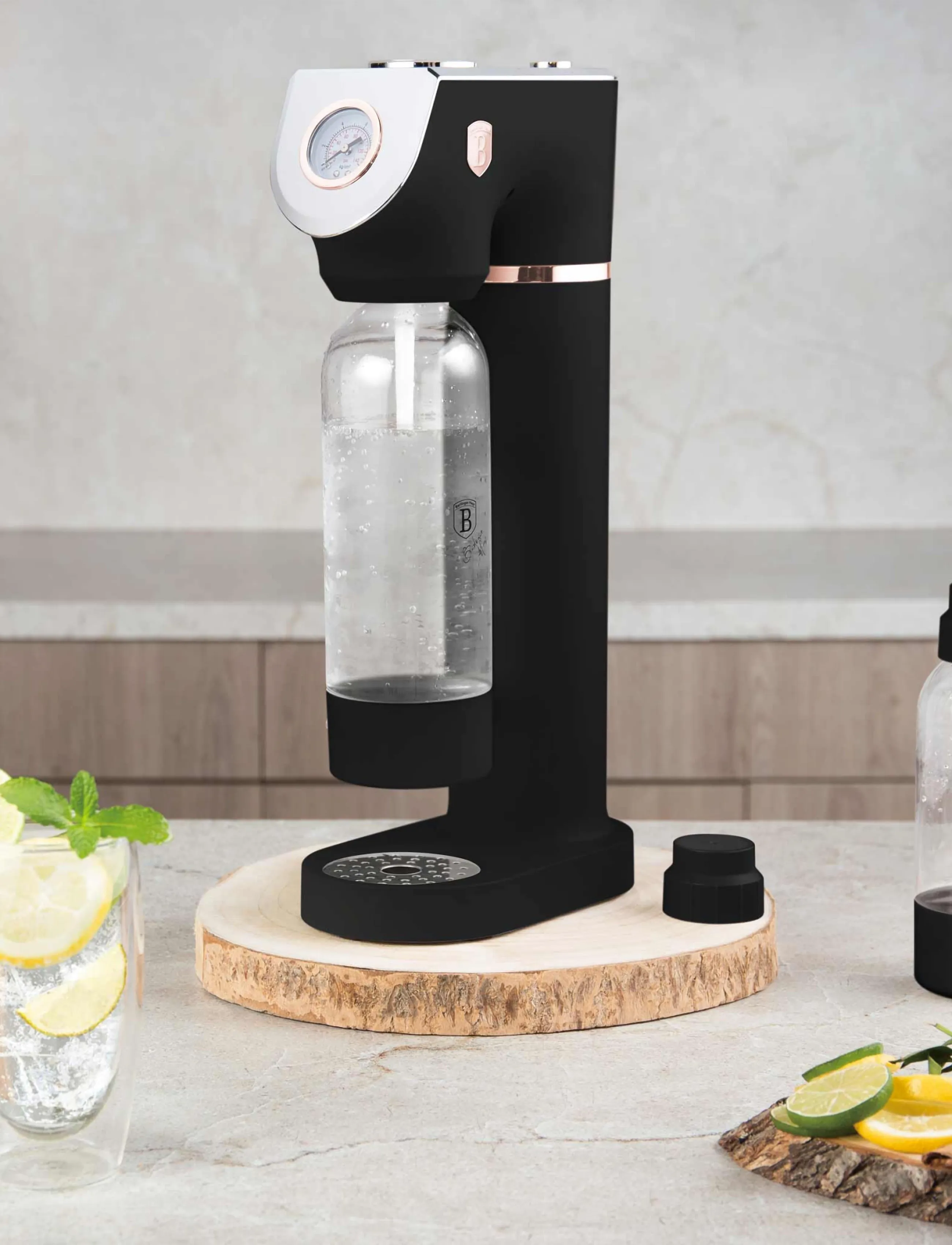 Berlingerhaus Soda Maker With 2 Bottles And Barometer, Universal Co2 Cylinders Size, Black- Rose Gold, 43.5X22X12 cm, Kitchen Appliances, Schwarz - Ma