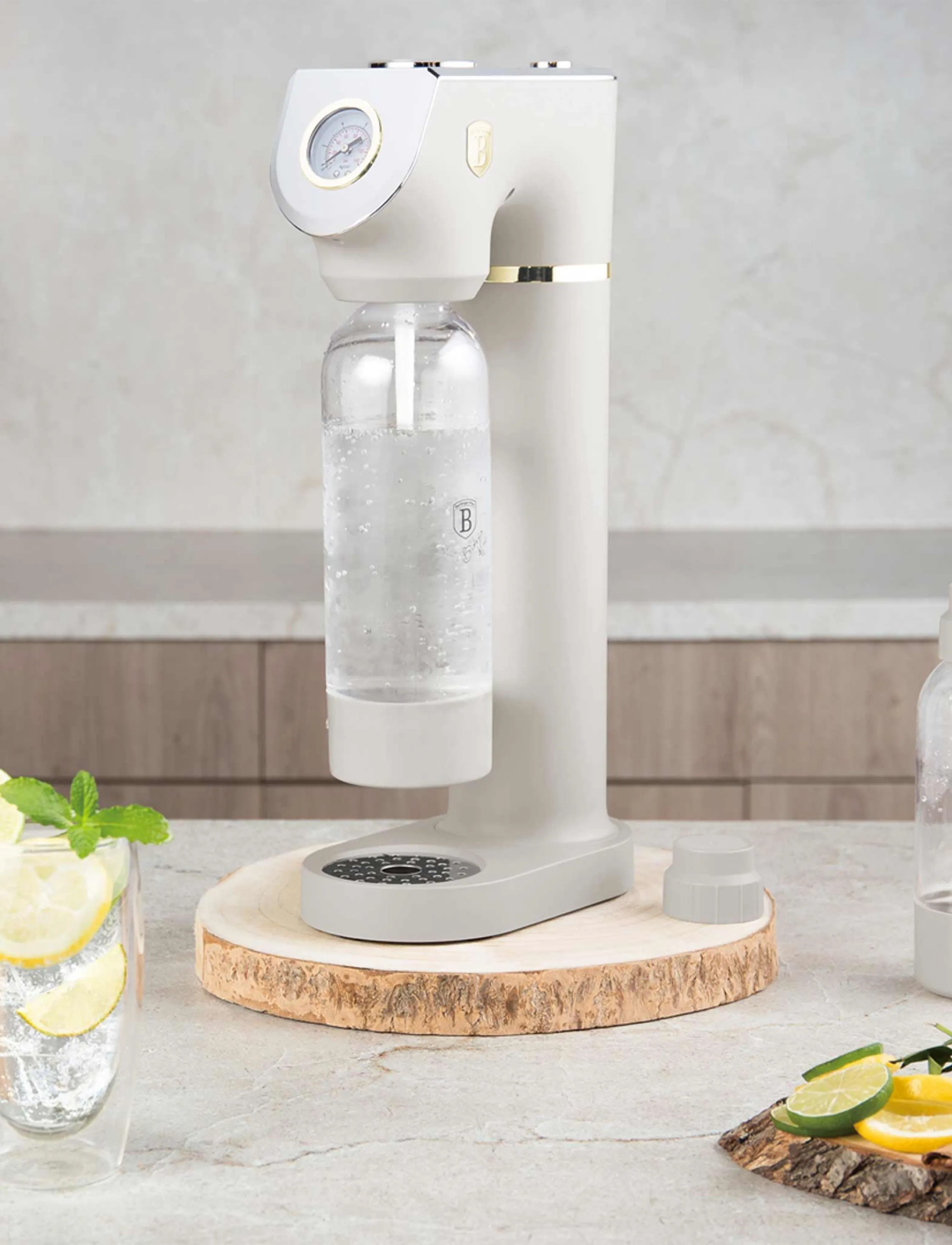 Berlingerhaus Soda Maker With 2 Bottles And Barometer, Universal Co2 Cylinders Size, Matt Cream, 43.5X22X12 cm, Kitchen Appliances, Creme - Machines,