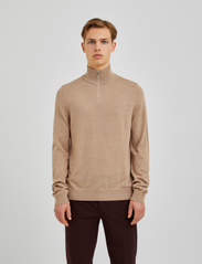 Bertoni - Norh half zip knit - 815 camel - 2