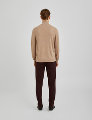 Bertoni - Norh half zip knit - 815 camel - 3