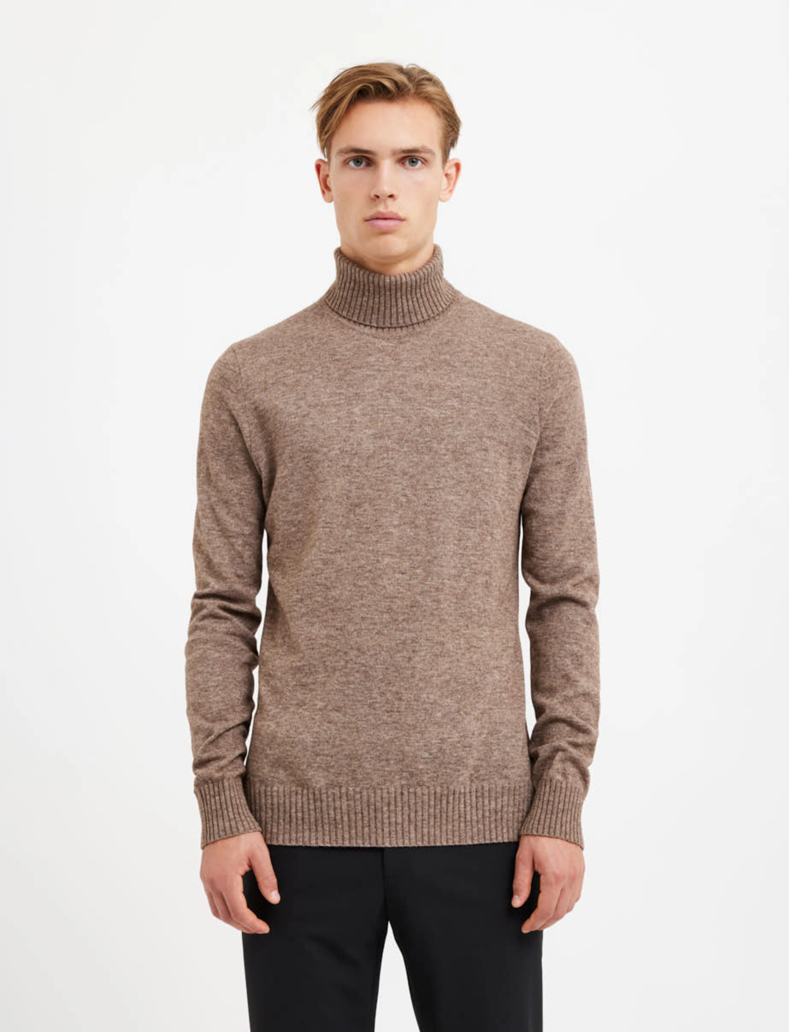Bertoni - Vilhjalmer roll neck knit - 865 nutmeg - 2