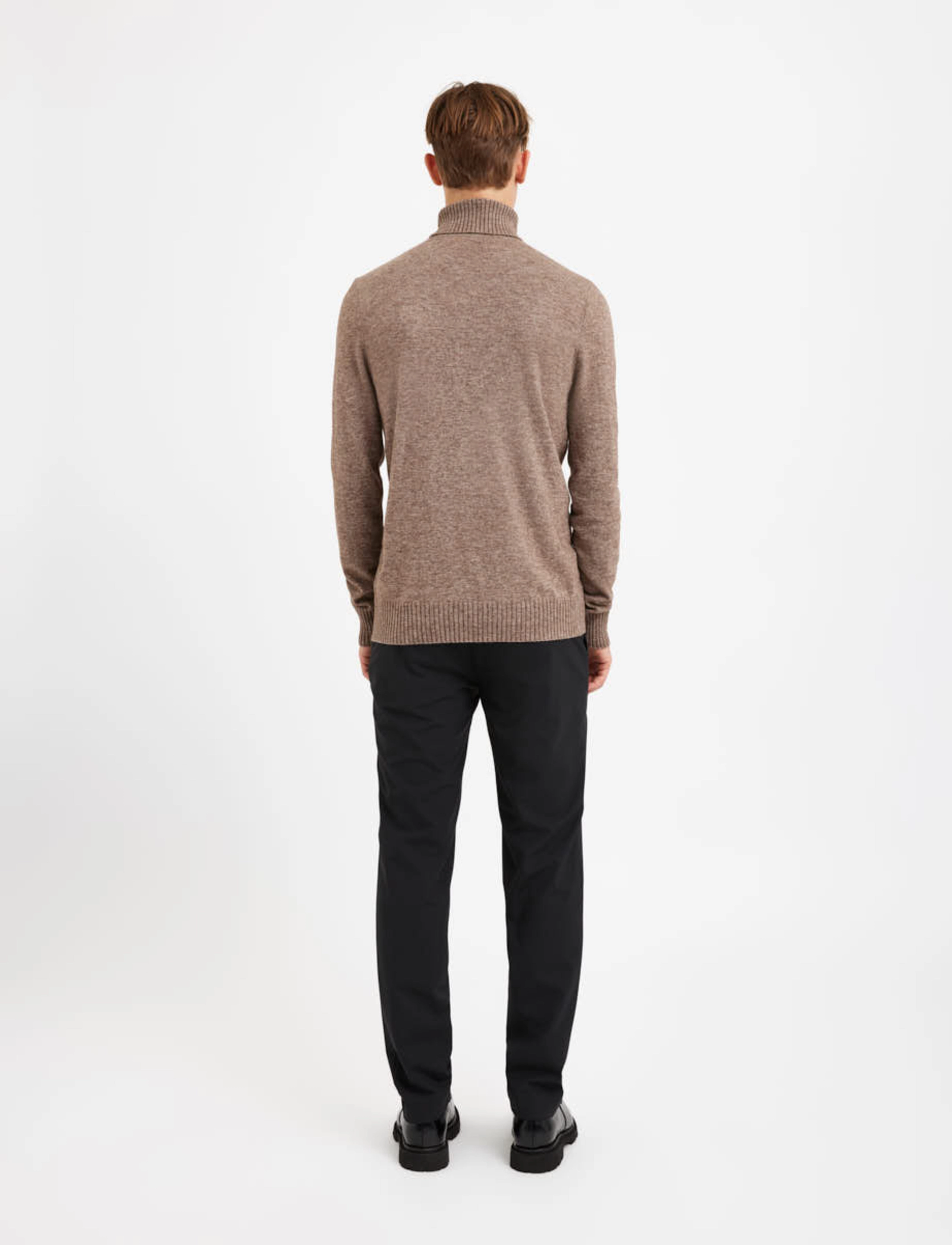 Bertoni - Vilhjalmer roll neck knit - 865 nutmeg - 3