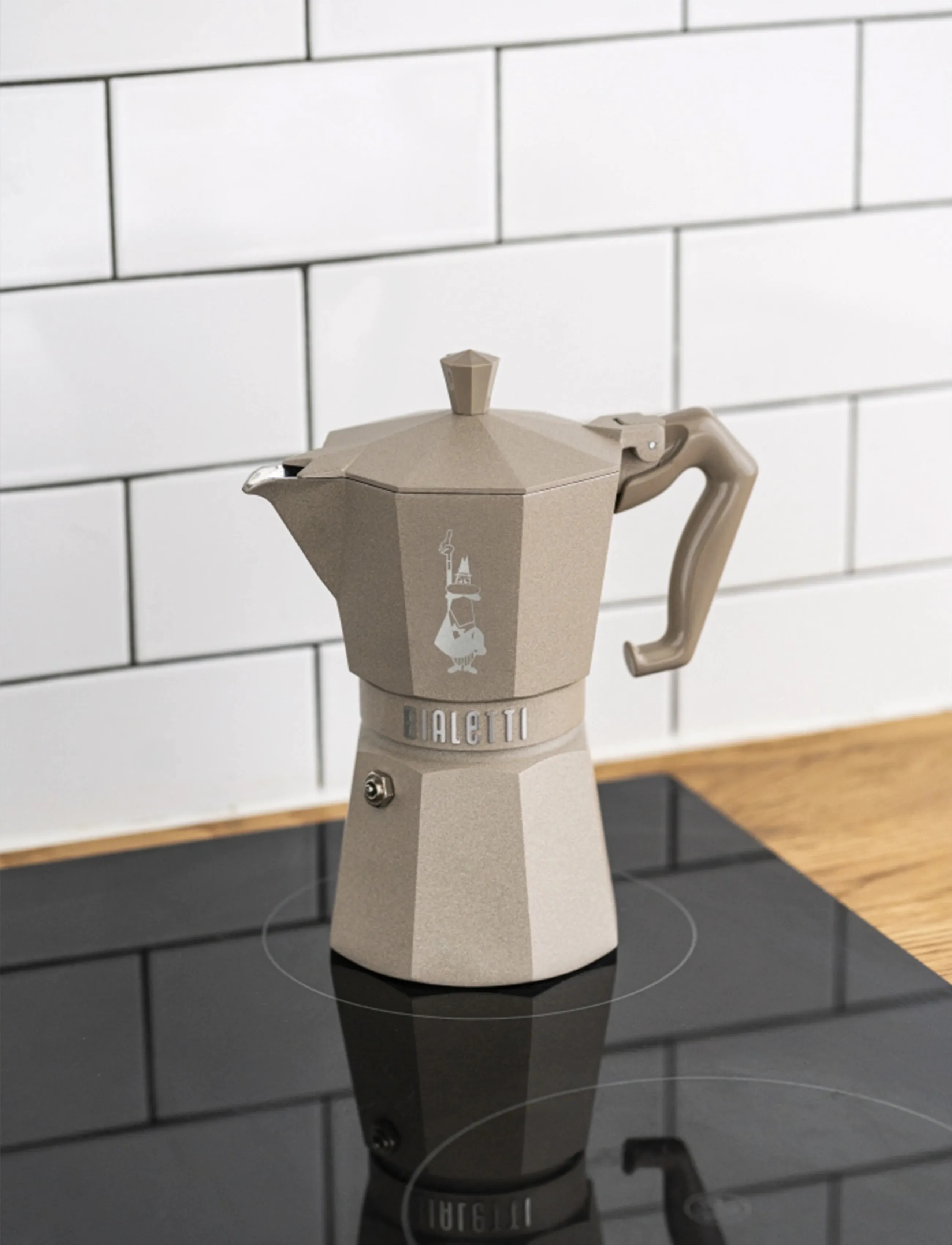 Bialetti Kaffekoger Moka 6 Exklusiv Induction Bialetti , 270ml/6CUPS, Beige, Kaffemaskiner > Mokkakander, Unisex