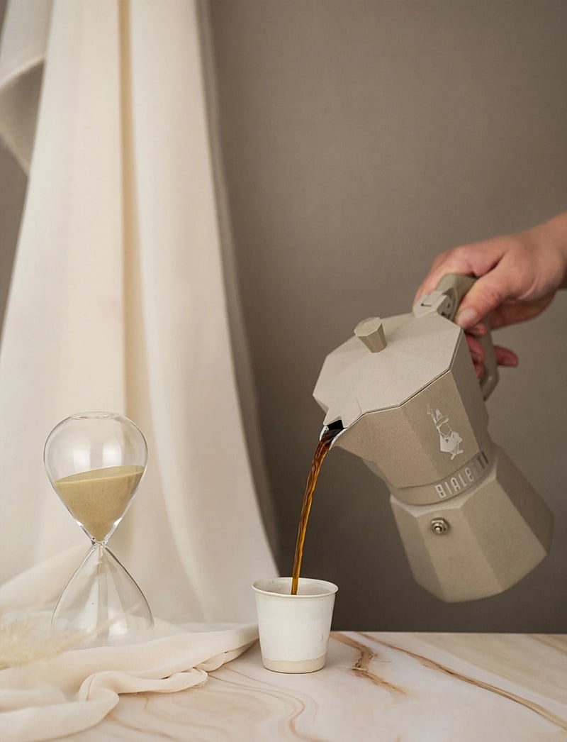 Bialetti - Kettle 6 cup MOKA EXCLUSIVE INDUCTION Desert BIALETTI® - mokkakander - beige - 5