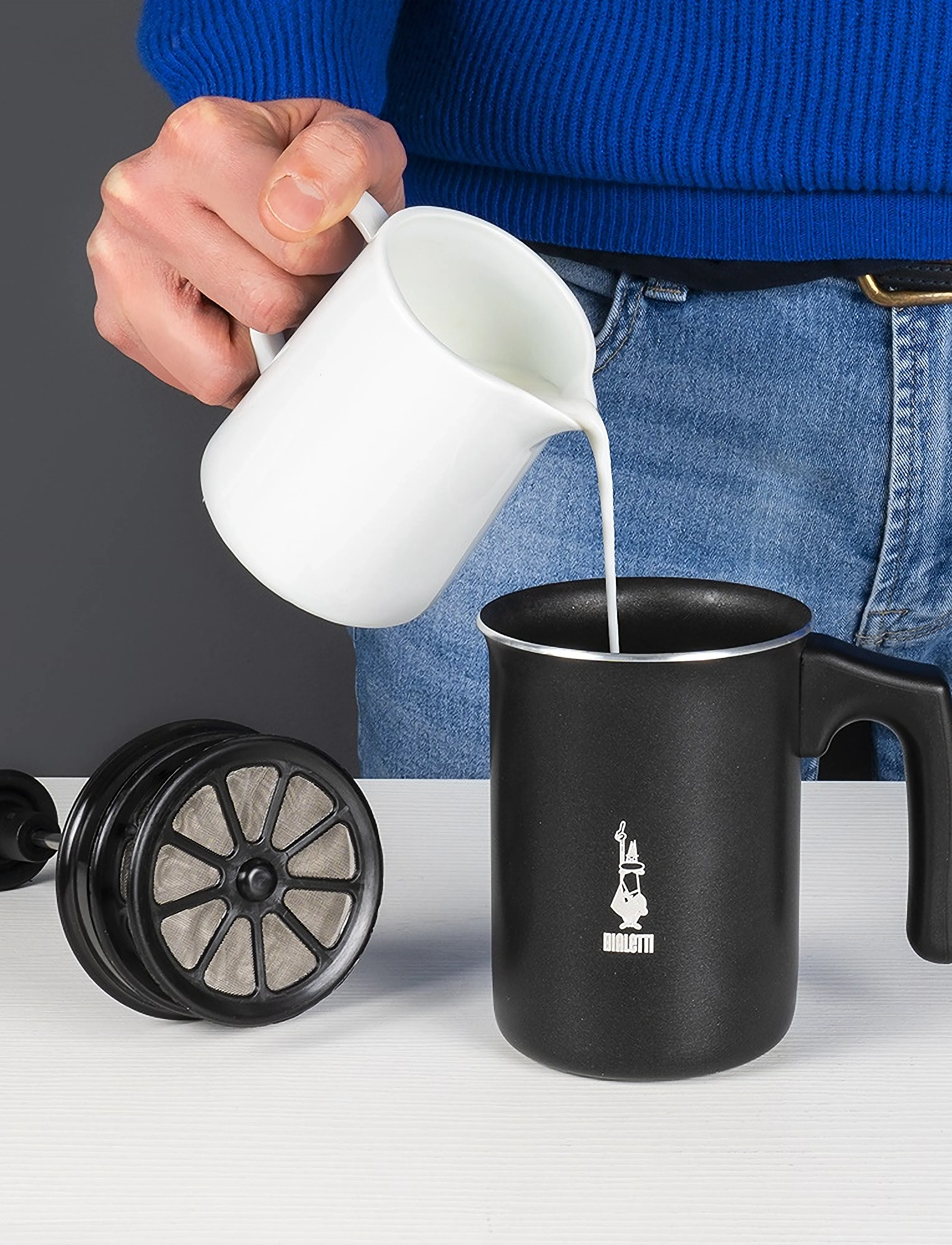 Bialetti - Milk Frother CREMA Bialetti® - mjólkurfreyðarar - black - 5