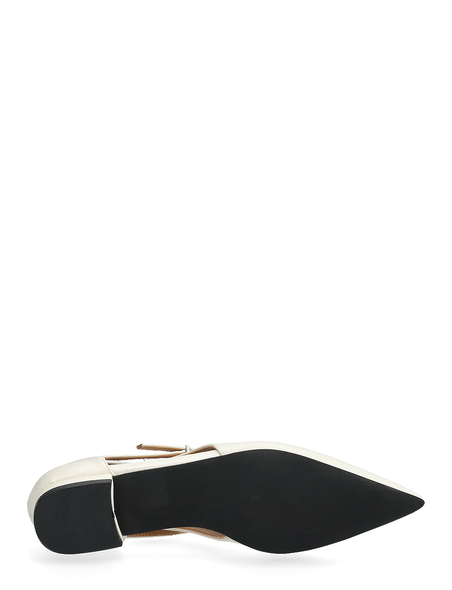 Bianco - BIABARI Cut Out Pointy Flat Faux Leather - flache sandalen - off white - 4
