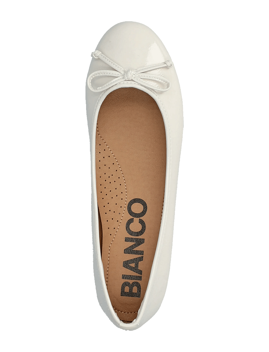Bianco - BIACELINE Ballerina Faux Leather - besondere anlässe - off white patent - 3