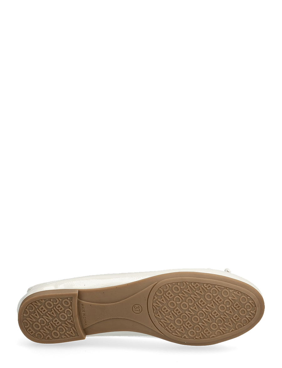 Bianco - BIACELINE Ballerina Faux Leather - besondere anlässe - off white patent - 4