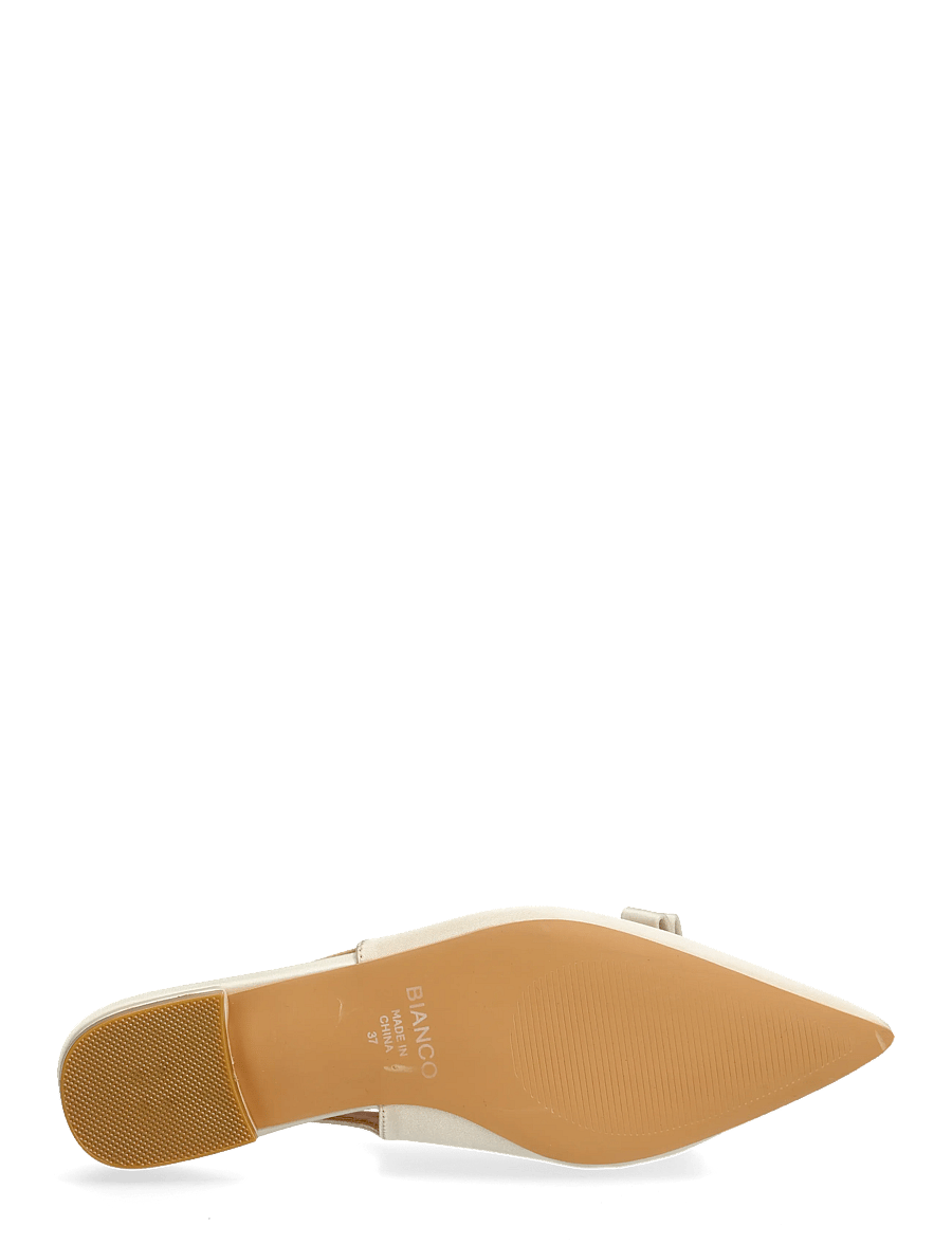 Bianco - BIABARI Pointy Flat Bow Slingback Satin - besondere anlässe - off white - 4