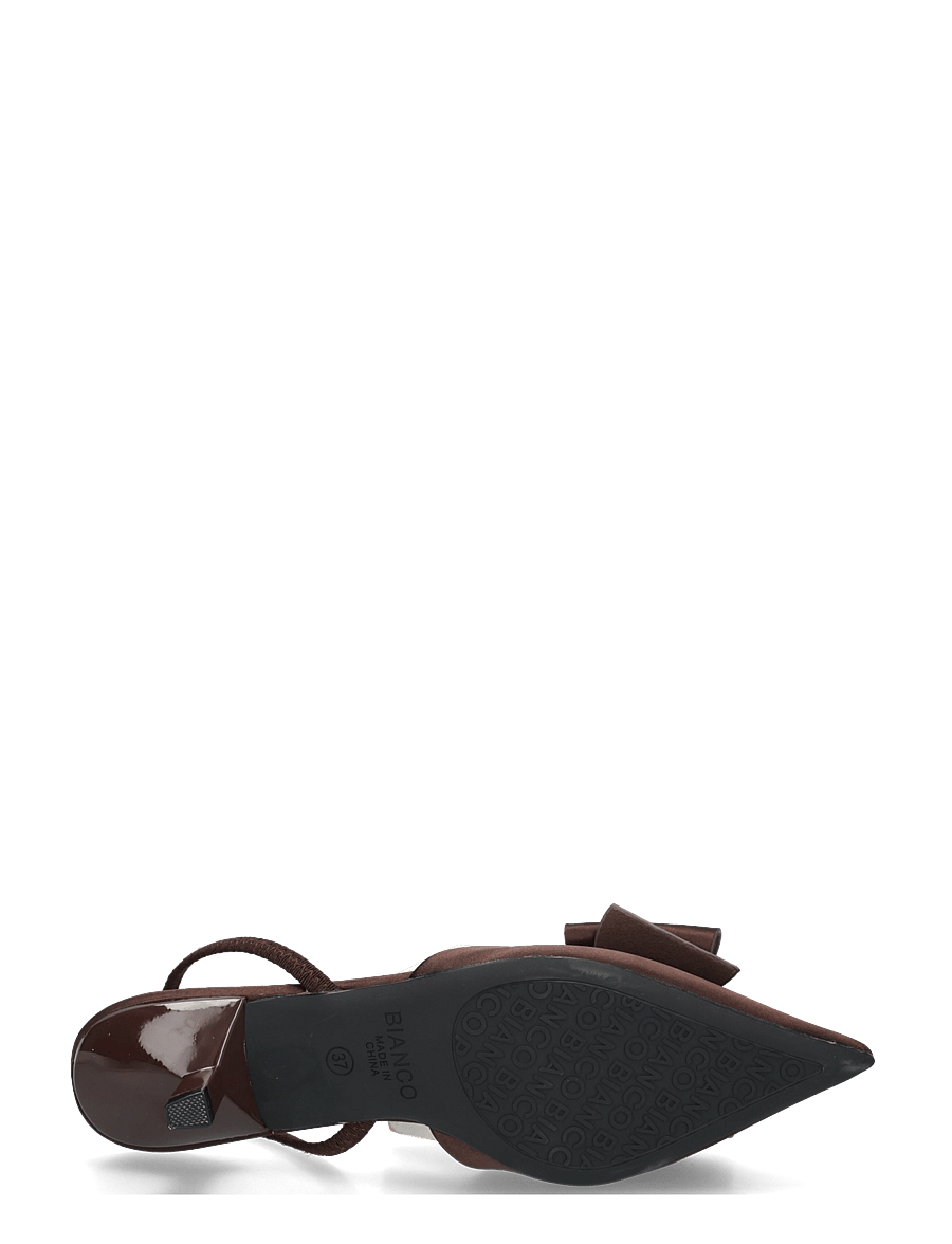 Bianco - BIAKRISTIN Kitten Heel Bow Slingback Satin - slingbacks mit absatz - brown - 4