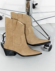 Bianco - BIAMONA Western Boot Mid Suede - high heel - sand - 5