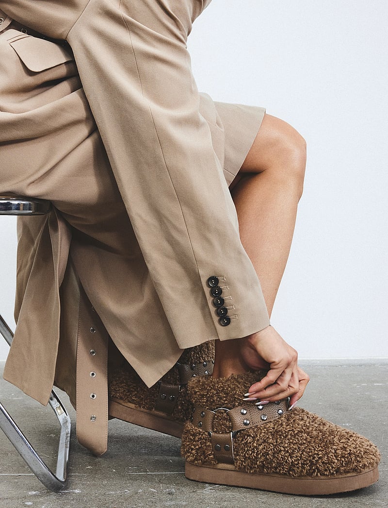 Bianco - Varm Flatform Ankle Boot #SU - teddy boots - taupe - 0