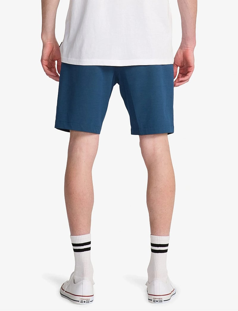 Billabong - CROSSFIRE MID - freizeit shorts - denim - 3
