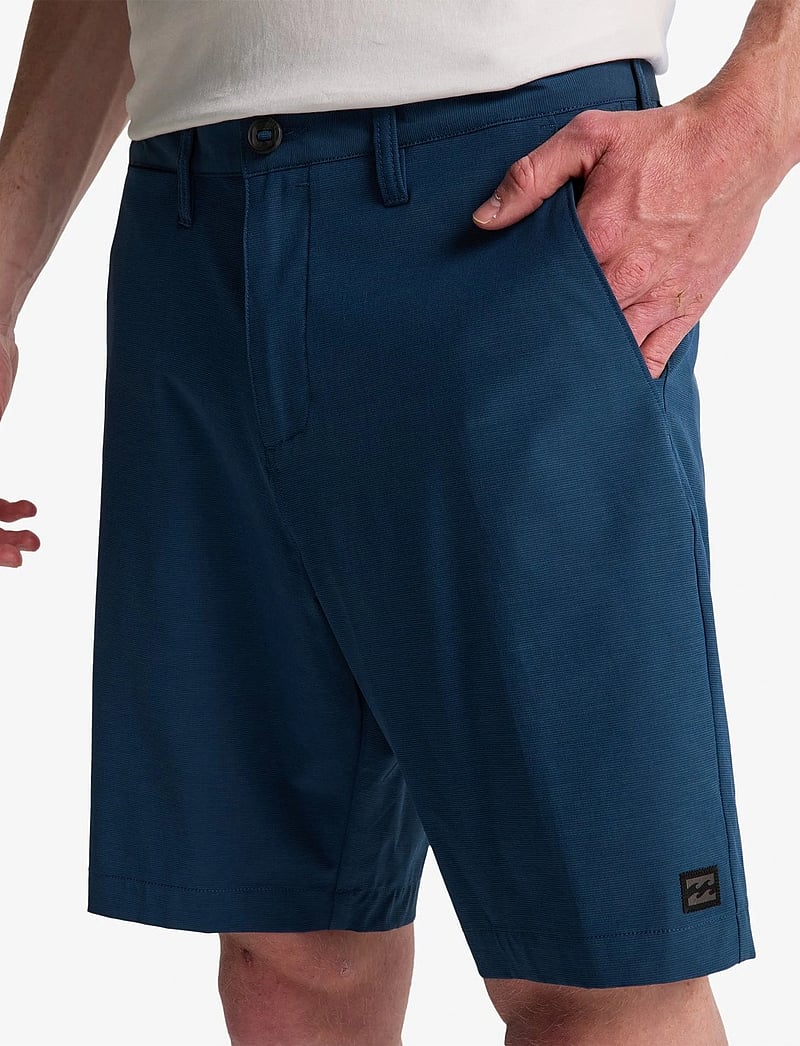 Billabong - CROSSFIRE MID - freizeit shorts - denim - 4