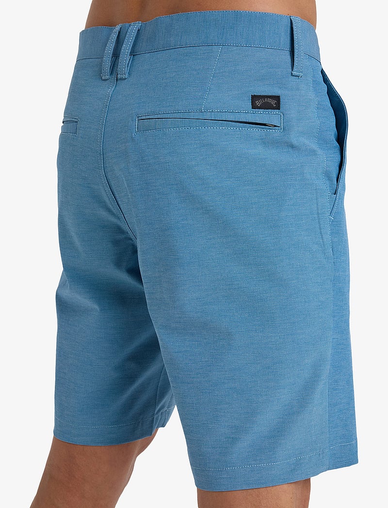 Billabong - CROSSFIRE MID - freizeit shorts - glacier blue - 4