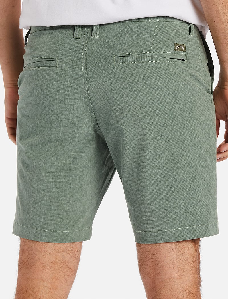 Billabong - CROSSFIRE MID - freizeit shorts - sage - 4