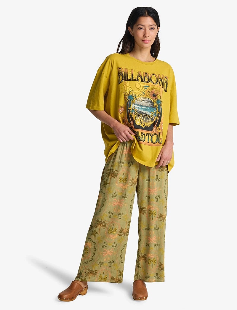 Billabong - BETWEEN NIGHT & DAWN - t-shirts - sulfur - 4