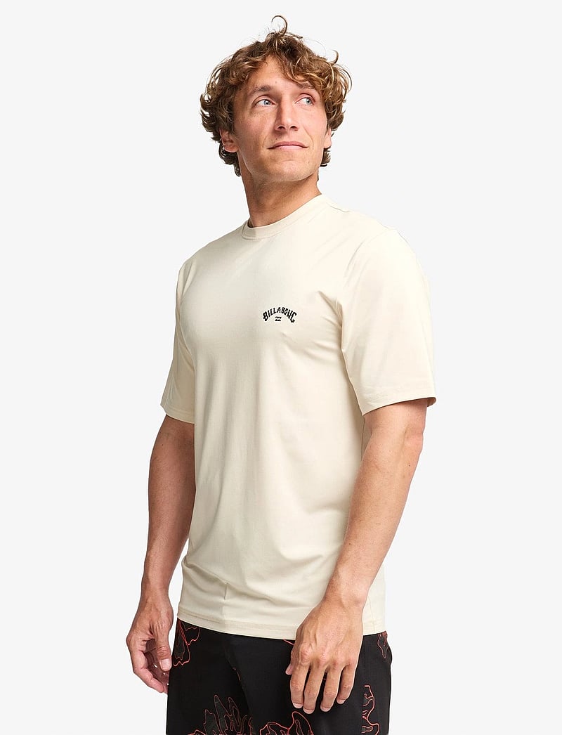 Billabong - ARCH WAVE SS - oberteile & t-shirts - chino - 4