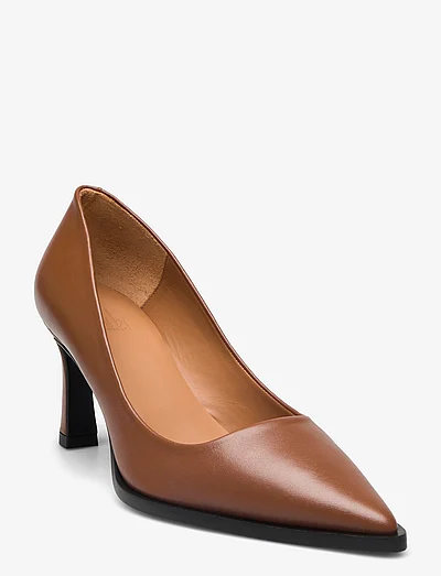 Brune Pumps () Brune Pumps