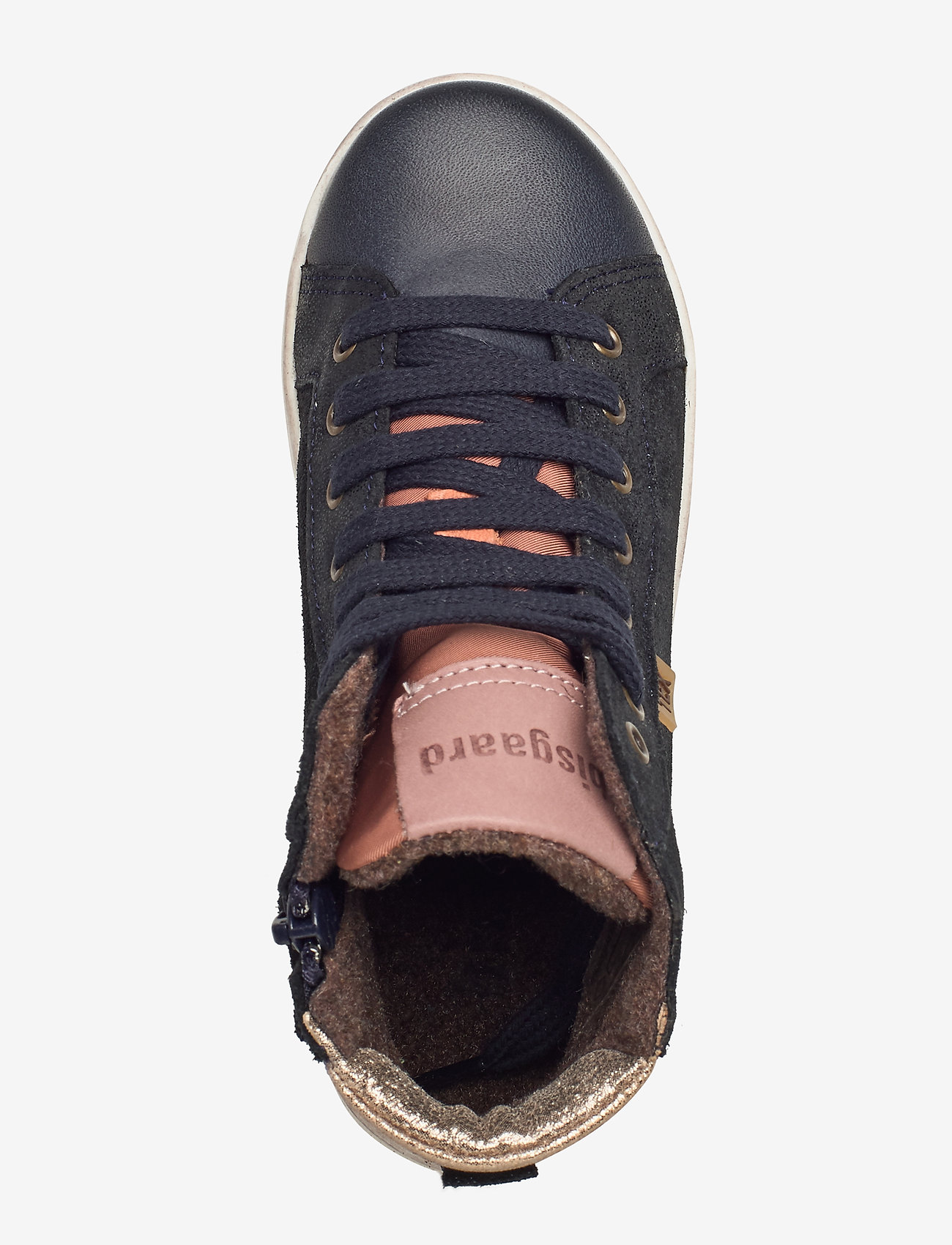 Bisgaard - bisgaard debbie - night - 2