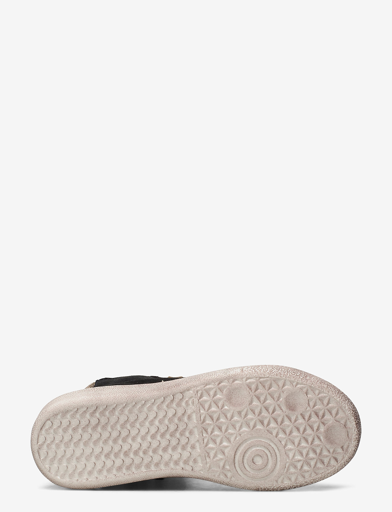 Bisgaard - bisgaard debbie - night - 1