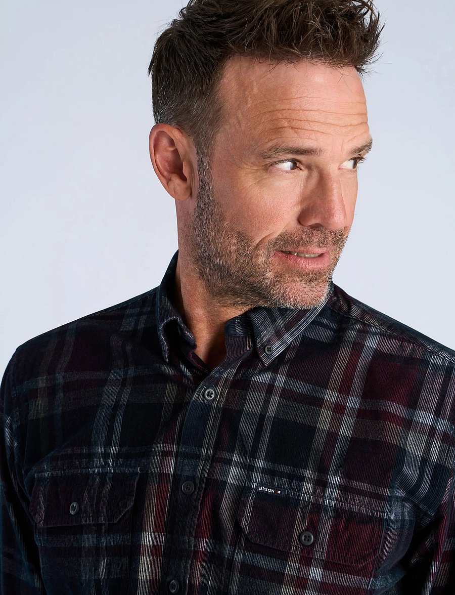 Bison - Fine corduroy check shirt L/S - kollektionen - dk red - 5