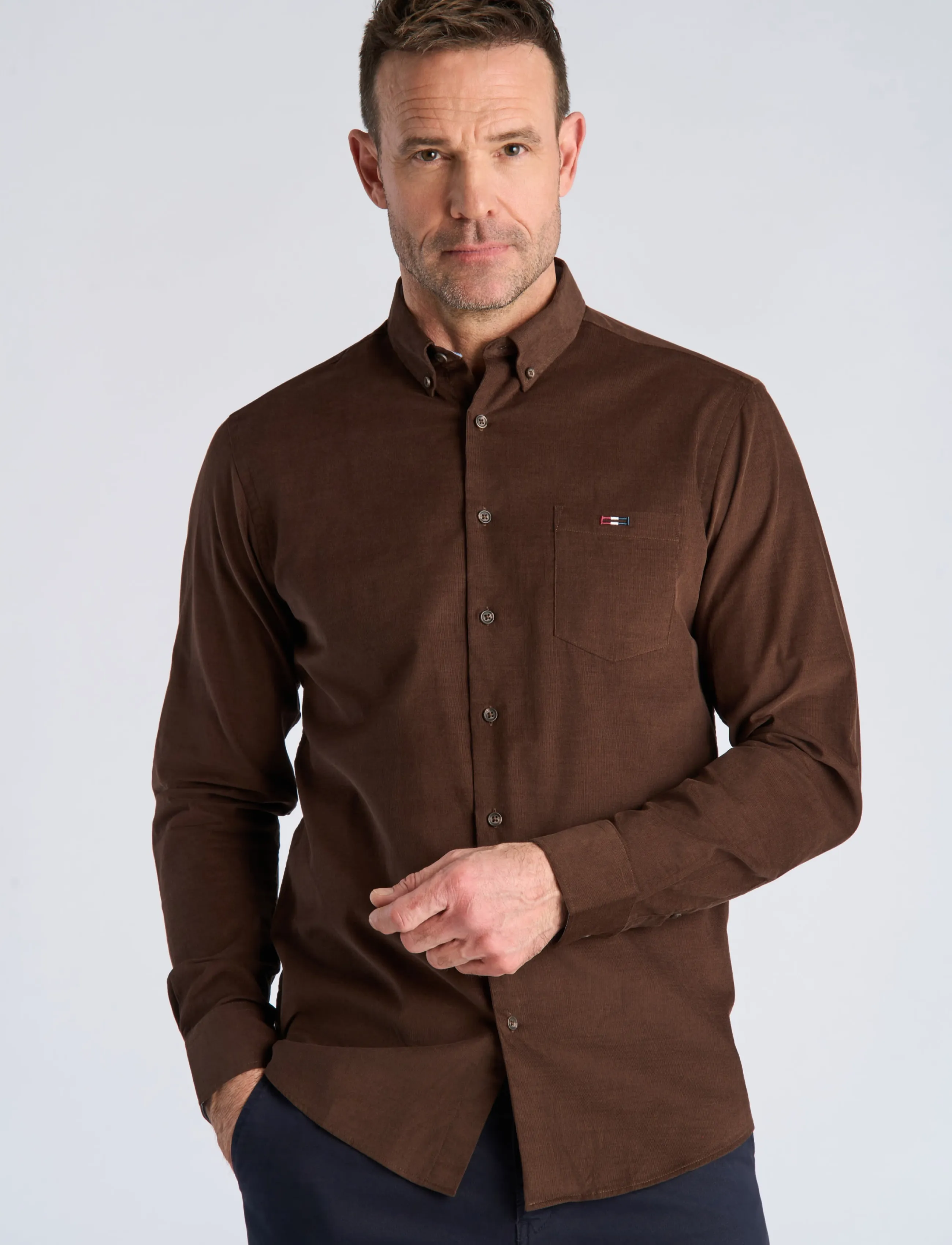 Bison Fine corduroy shirt L/S - Skjorter - DK BROWN / brown