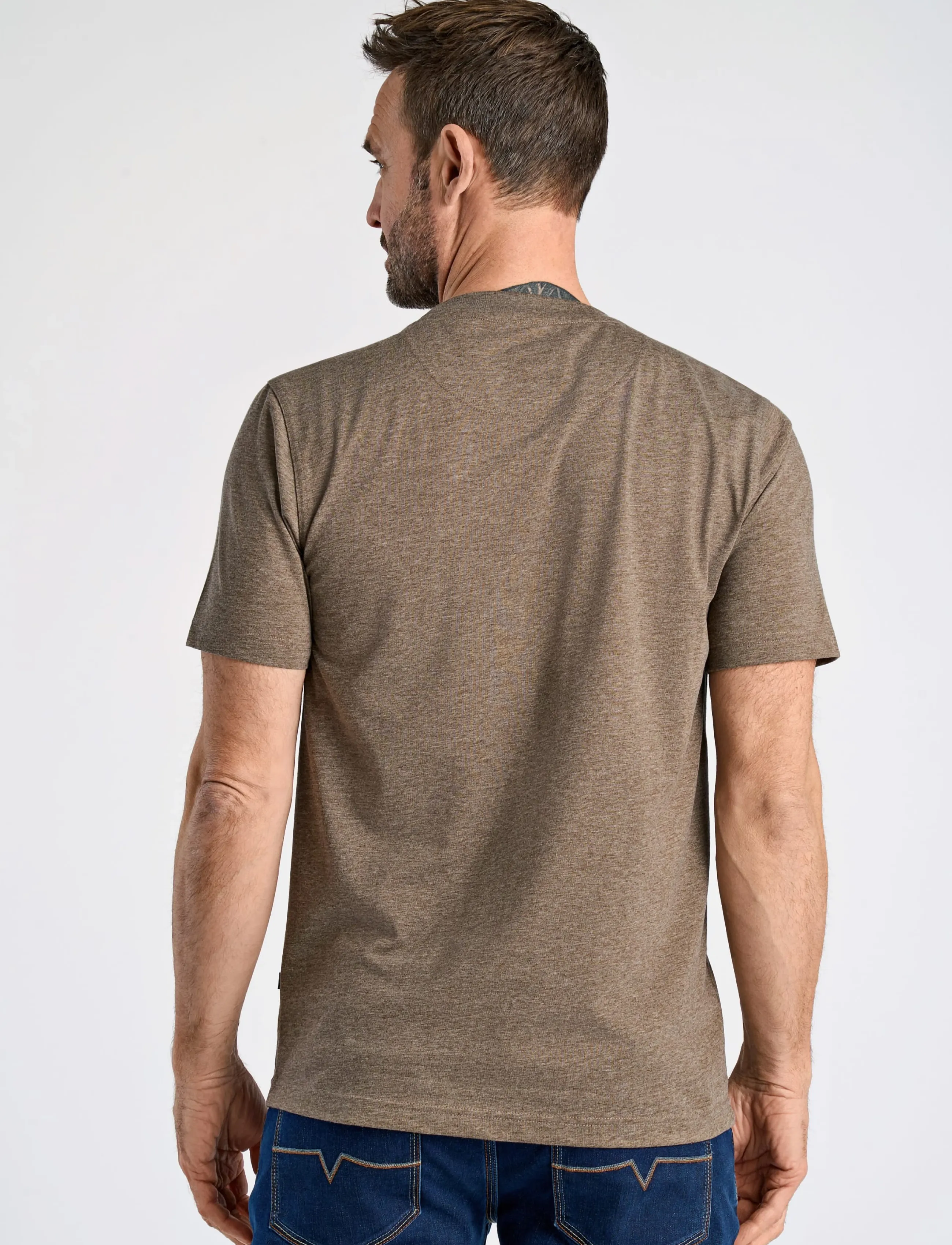 Bison - Basic o-neck tee with small BISON logo - kortærmede t-shirts - stone - 4