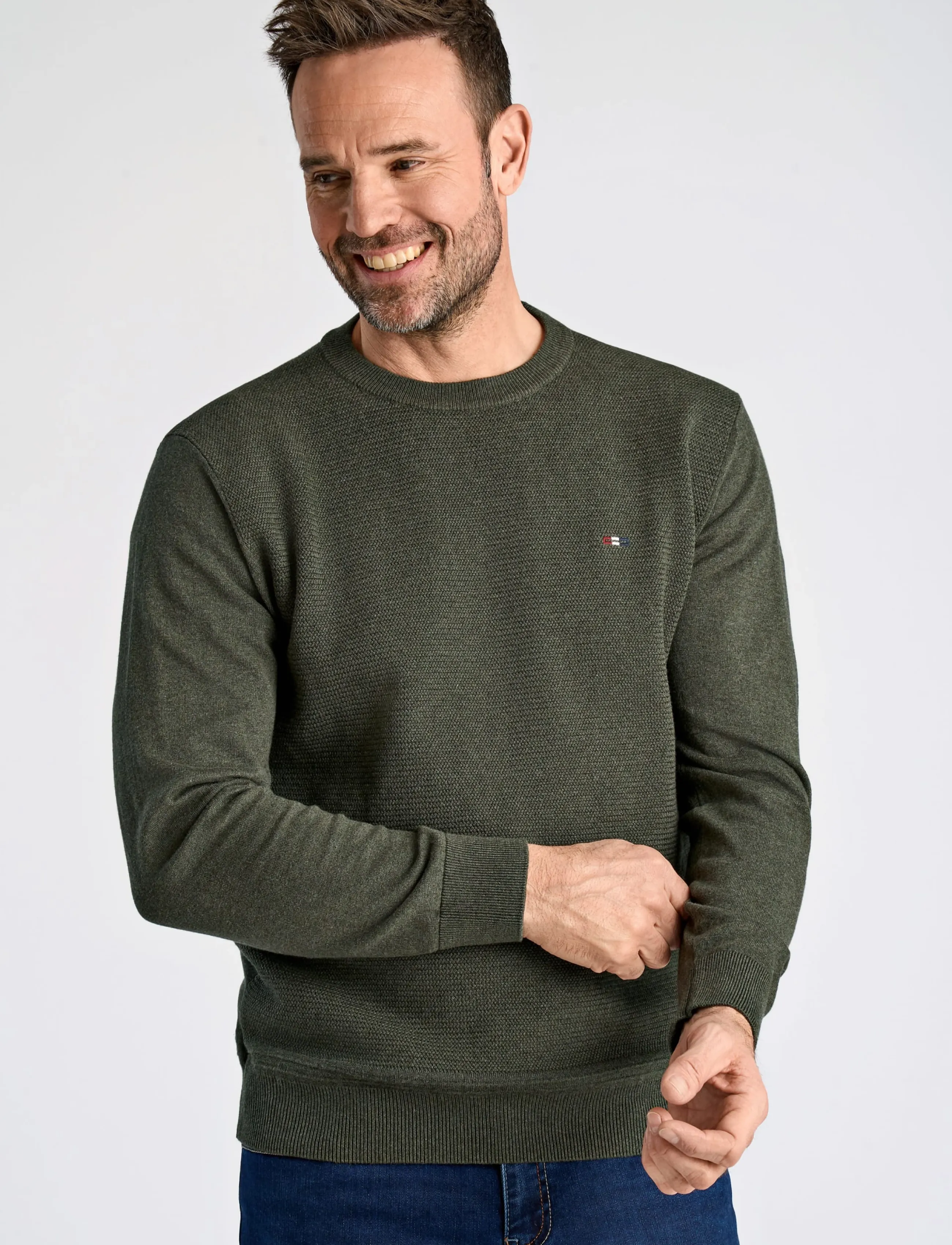 Bison - Structured o-neck knit - dk olive mel - 0