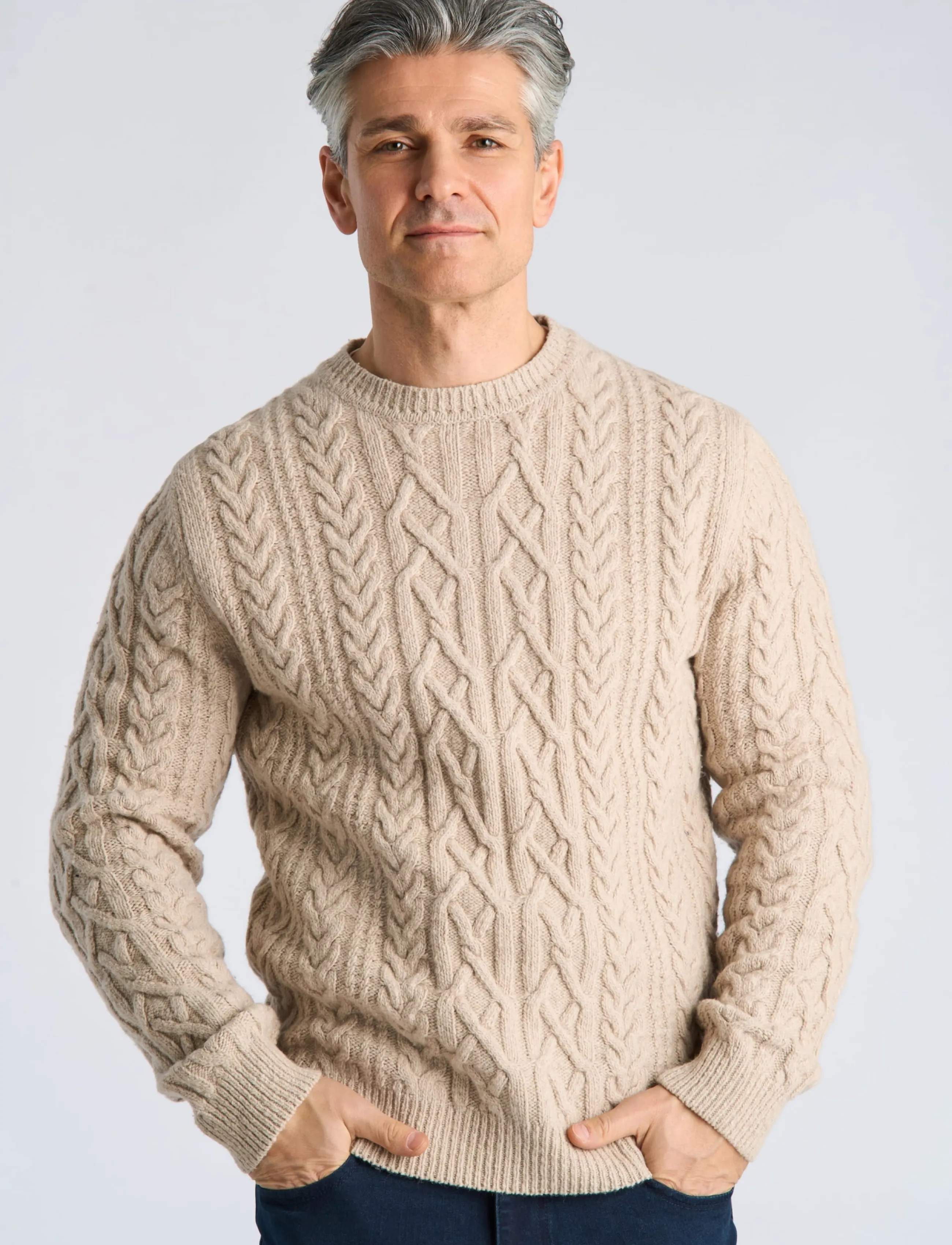 Bison O-Neck Cable Knit stickade tröjor herr – bild 2