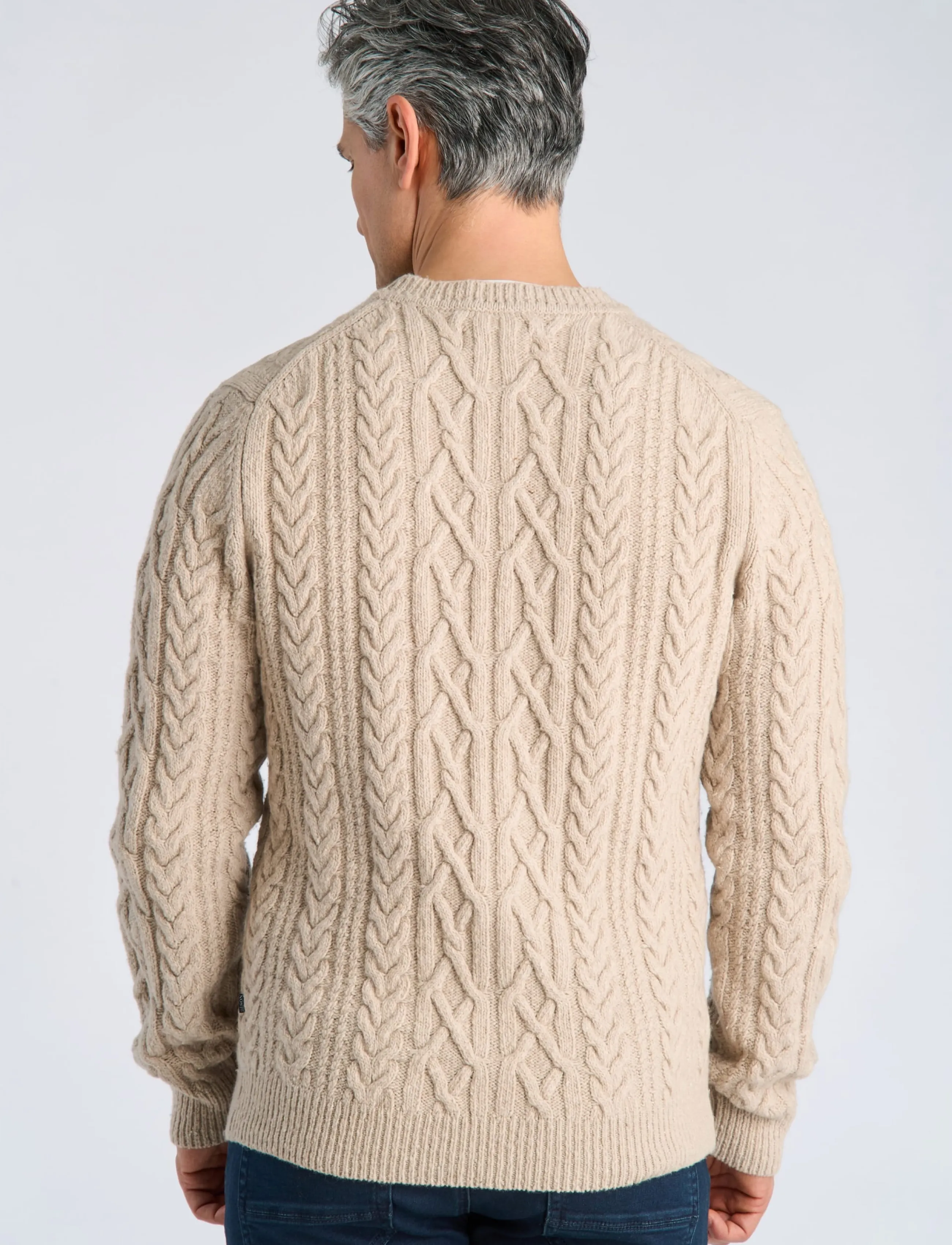 Bison O-Neck Cable Knit stickade tröjor herr – bild 3