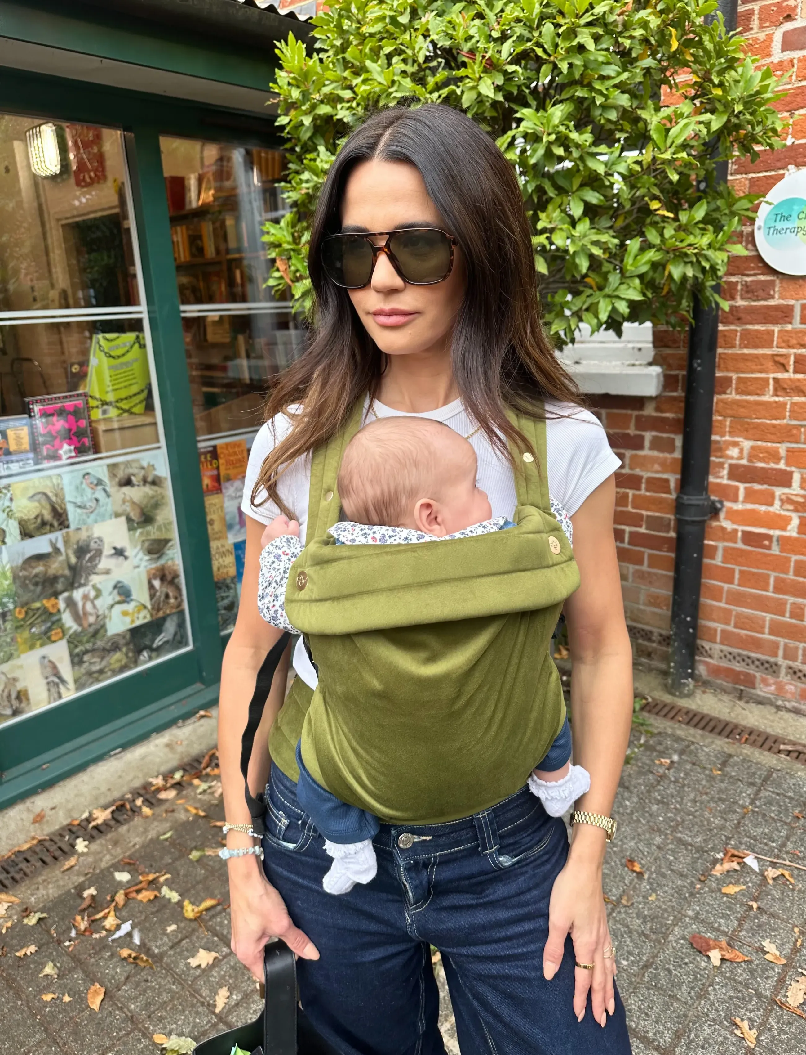 Bizzi Growin Nomad Velvet Baby Carrier, One Size, Green, Baby Og Graviditet > Baby Carriers & Baby Wraps, Børn