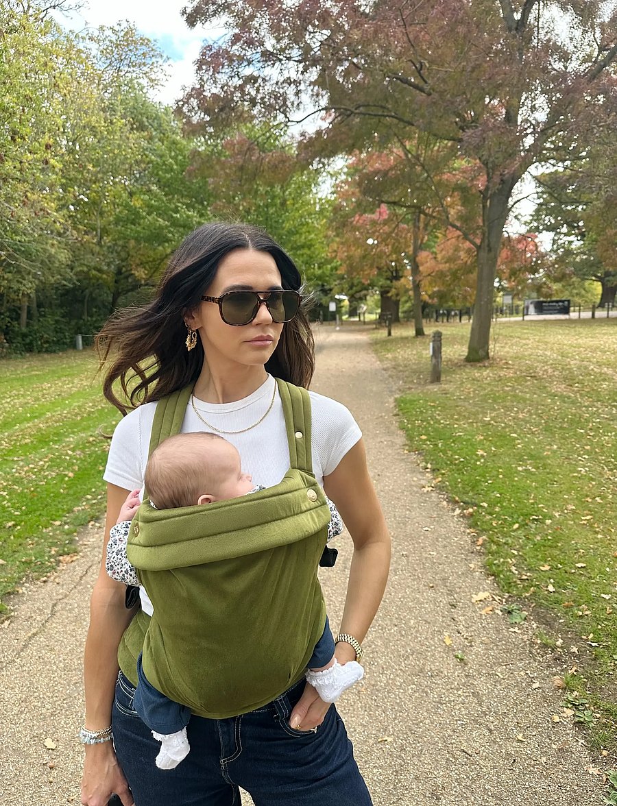 Bizzi Growin - Nomad Velvet Baby Carrier - babytragen - cedar green - 2