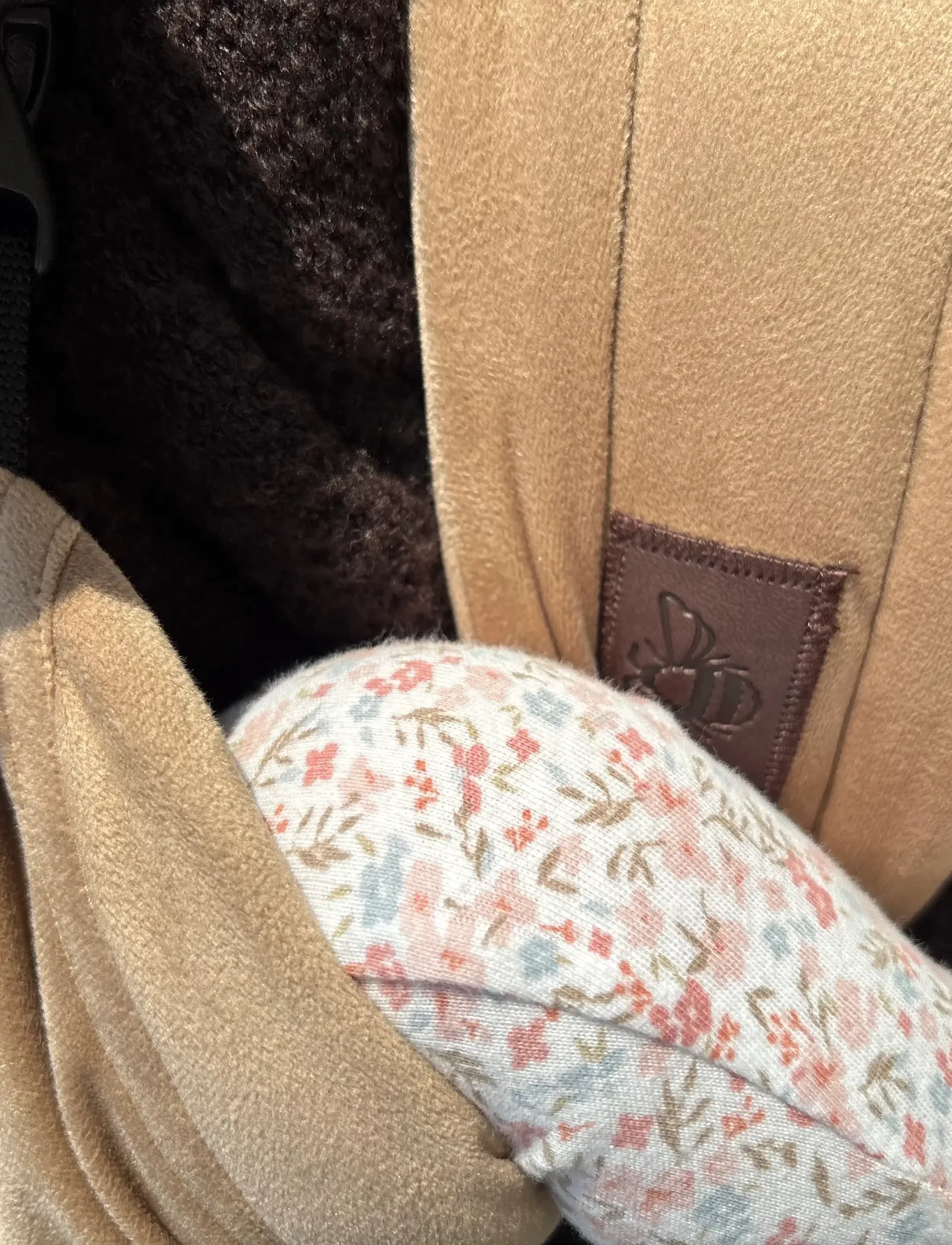 Bizzi Growin - Nomad Velvet Baby Carrier - bæreseler - almondine - 3