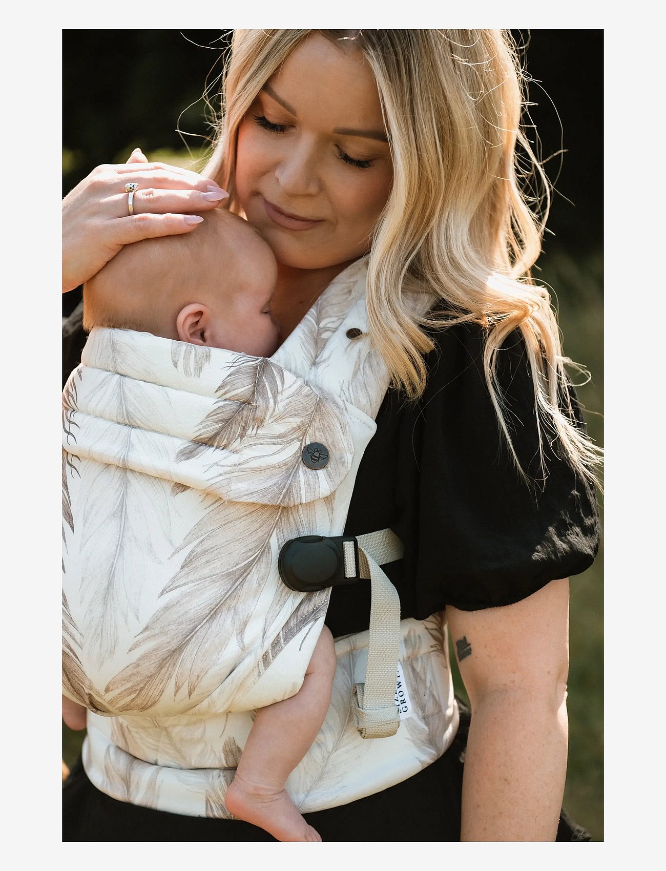 Bizzi Growin Bizzi Growin Organic Nomad Carrier - Feather Haze - Cream - ONE SIZE