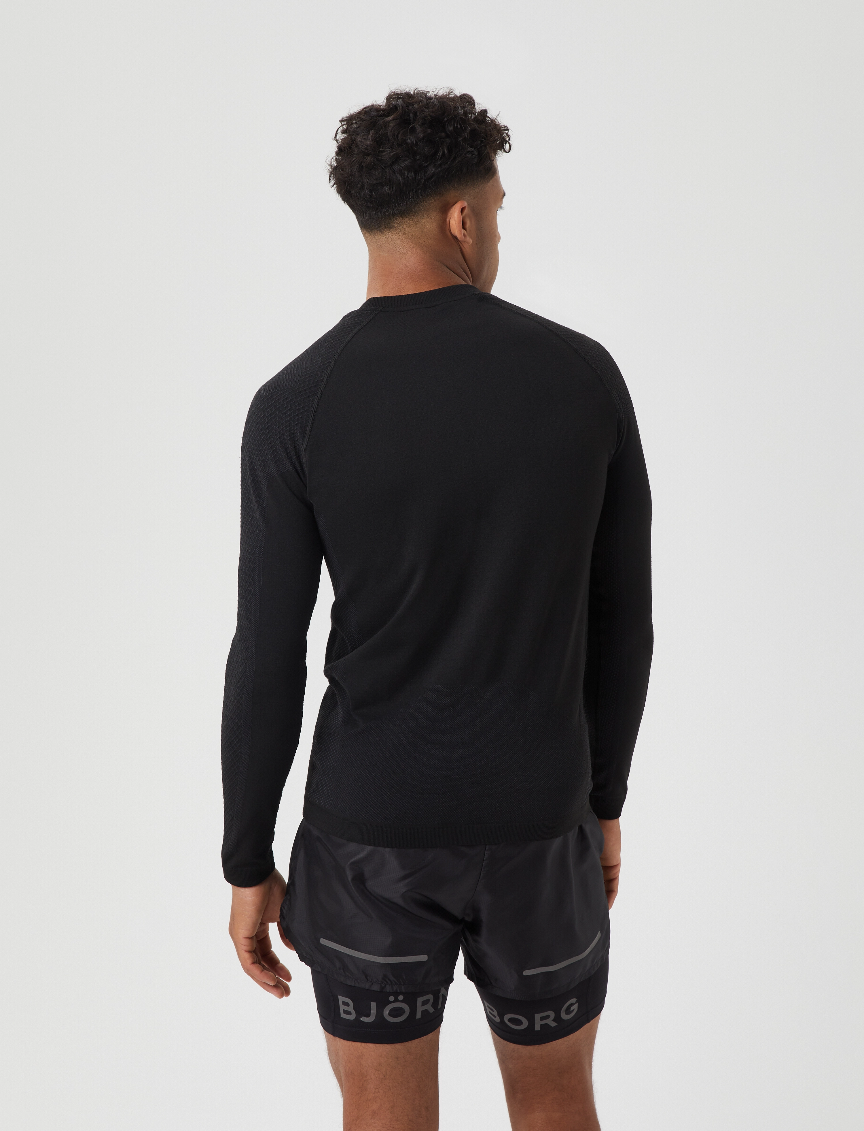 Björn Borg - BORG RUNNING SEAMLESS LS T-SHIRT - black beauty - 3