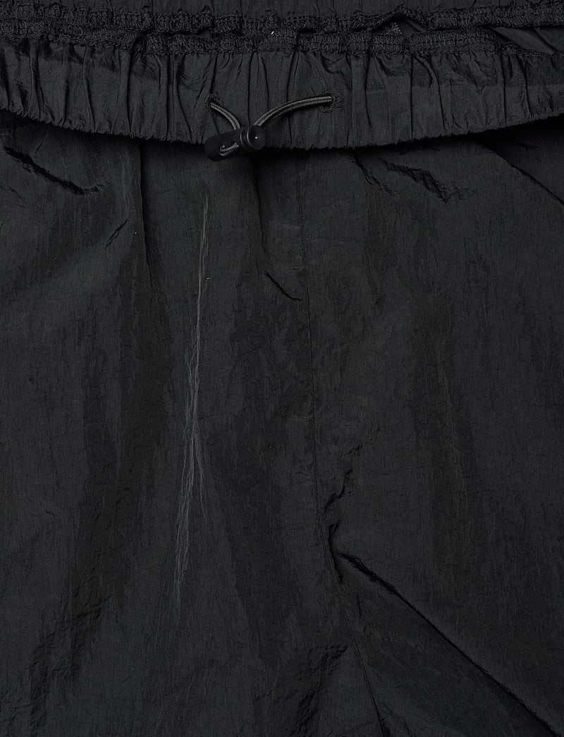 Björn Borg - STUDIO LOOSE NYLON SHORTS - träningsshorts - black beauty - 3