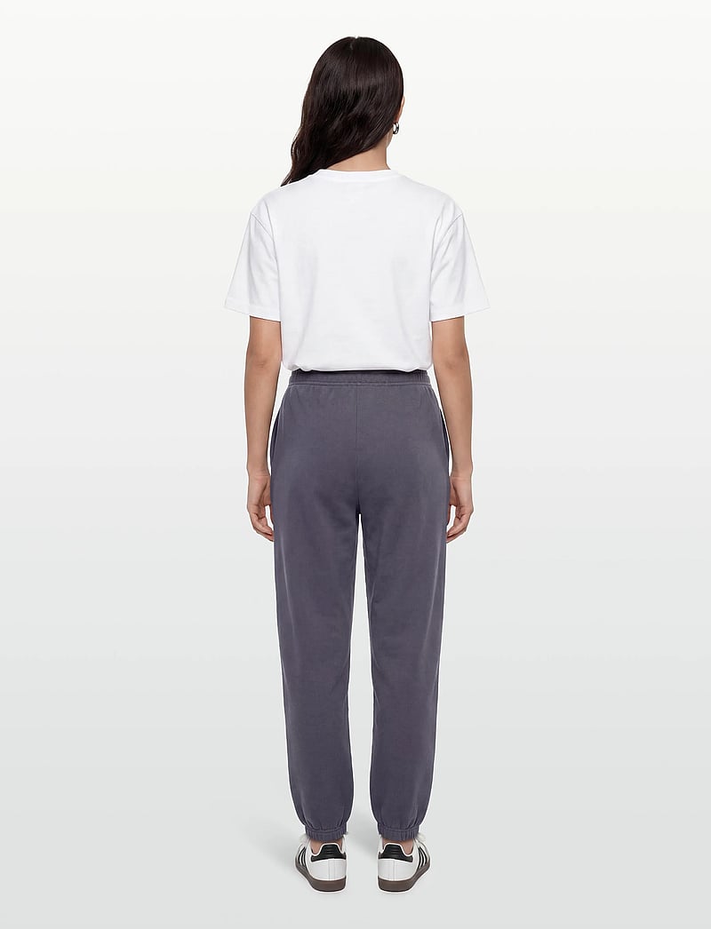 Björn Borg - STUDIO OVERSIZED SWEATPANTS - alltags-style - odyssey gray - 4