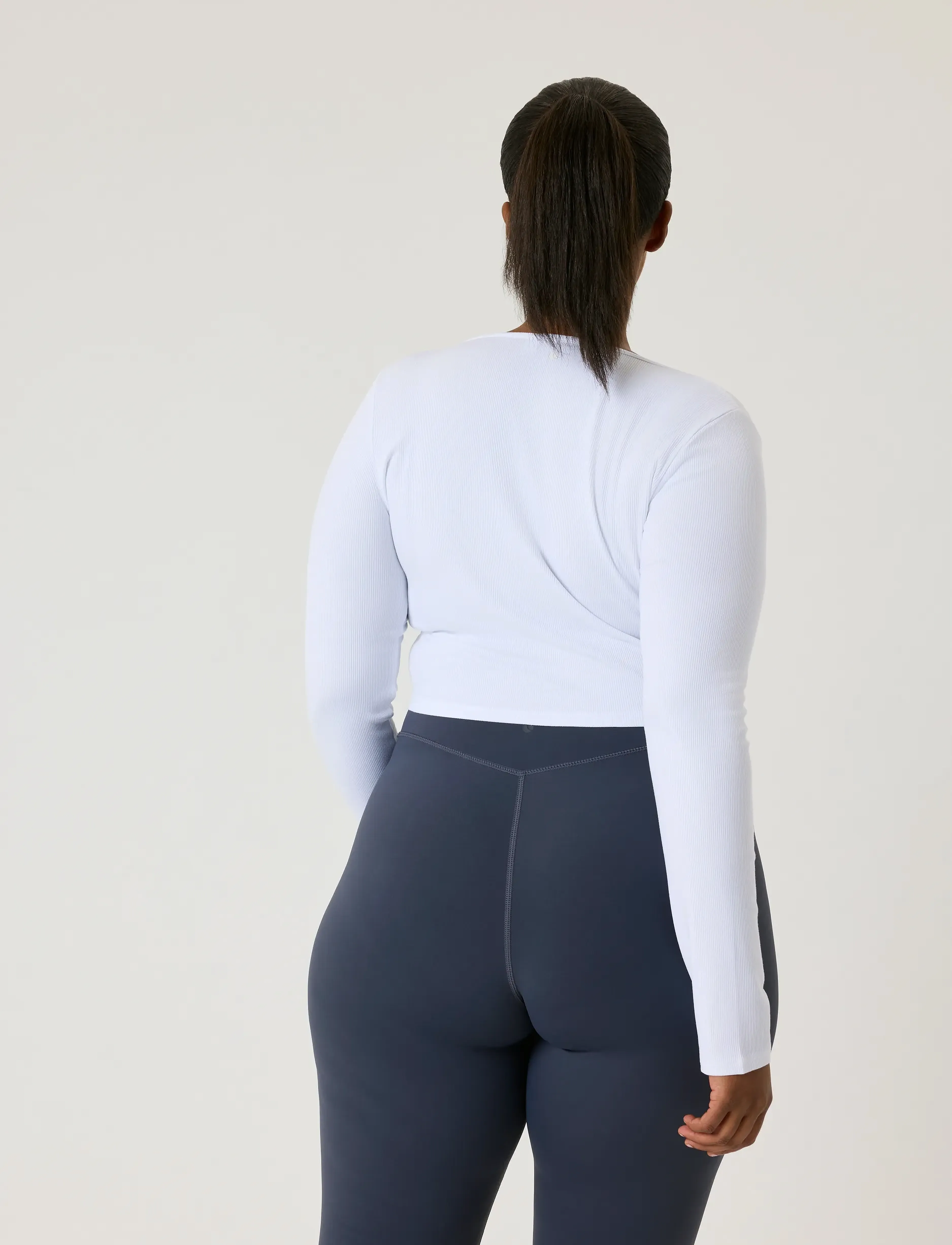 Alice Stenlöf Cropped Rib Cardigan 8